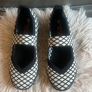 bernie mev. Checkered Black and White Dress Shoes